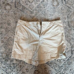 LOFT Men's Flat-Front Shorts in Light Khaki